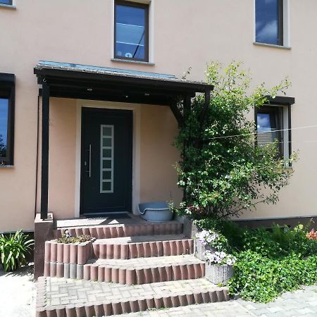 Ferienwohnung Am Park Pegau Екстер'єр фото