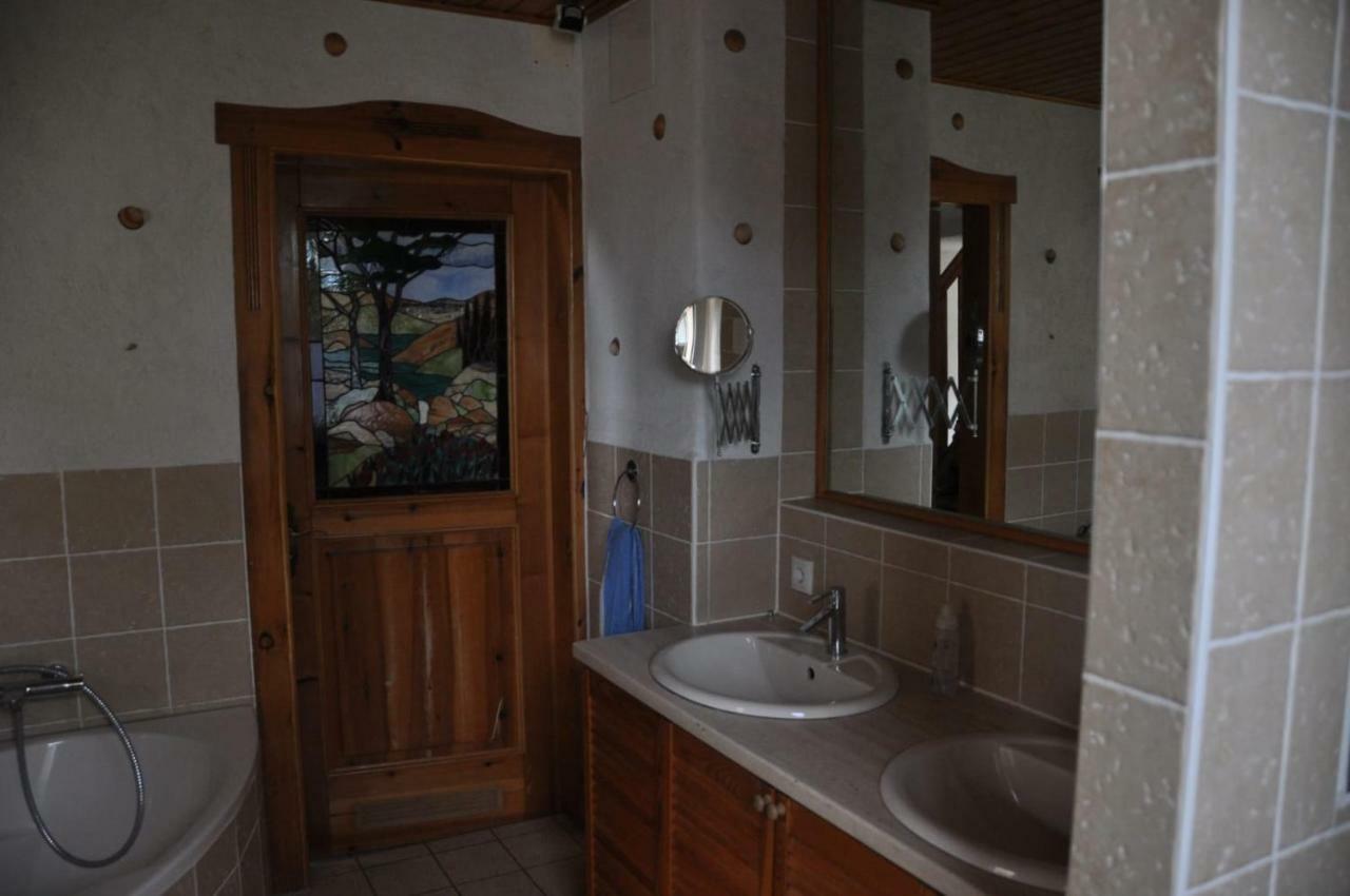 Ferienwohnung Am Park Pegau Екстер'єр фото